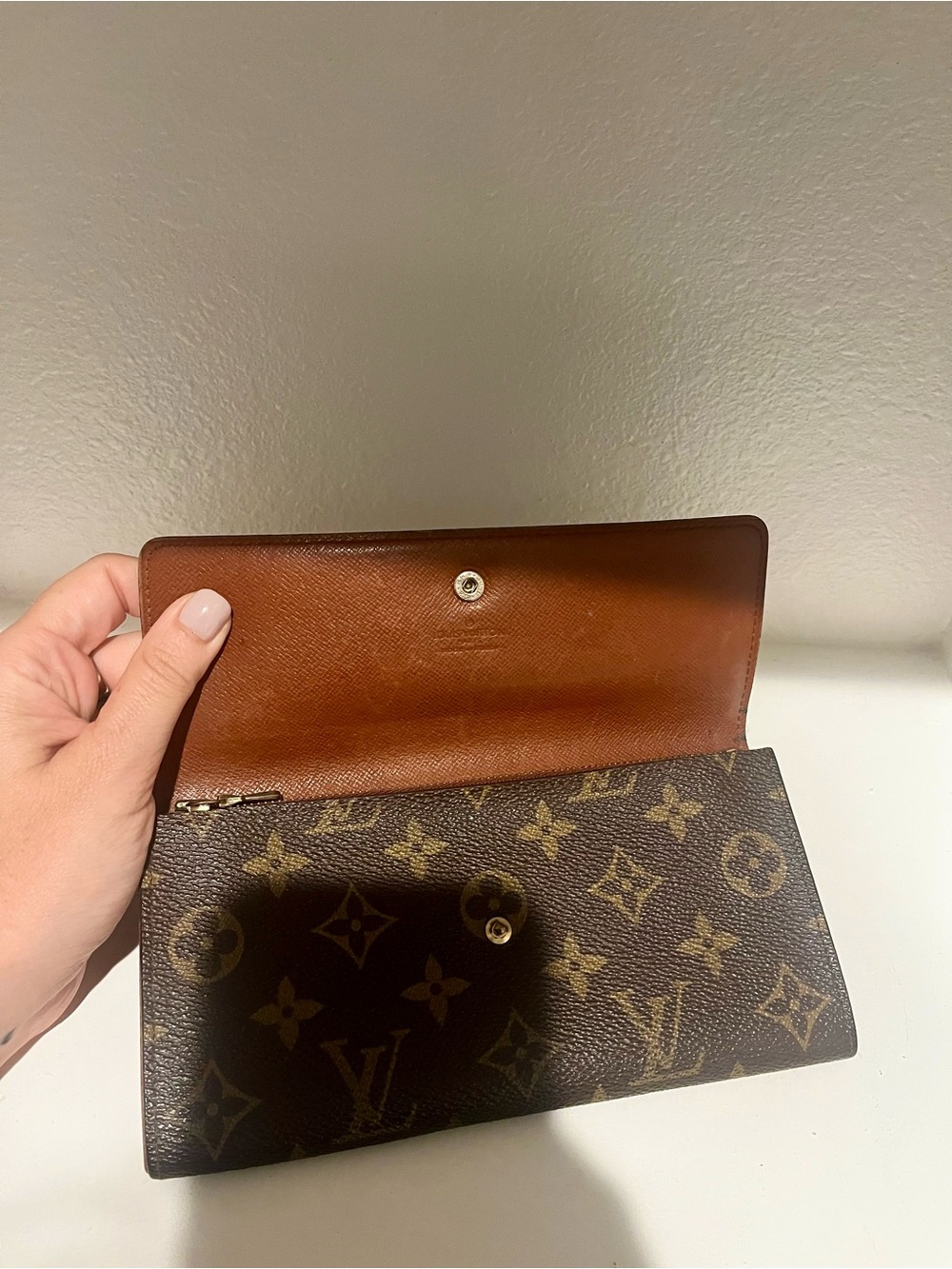 Louis Vuitton Vintage Monogram Sarah Long Wallet Made in France - Picture 5 of 10